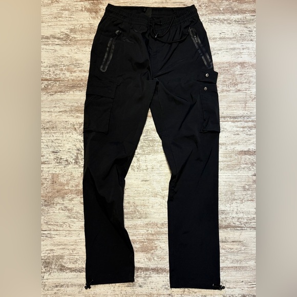 Men's Classic Black Cargo Pants - Picture 1 of 6